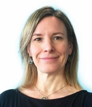 Dara Edmonds, LL.B
