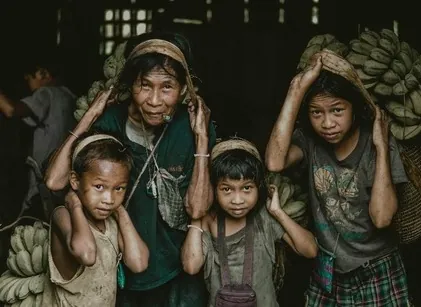 How Canada’s Modern Slavery Law Compares to Global Regulations